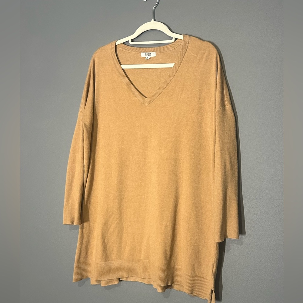 BB Dakota by Steve Madden camel sweater Women’s size small soft